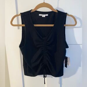 *NWT* O’Neill Black Rushed Crop top